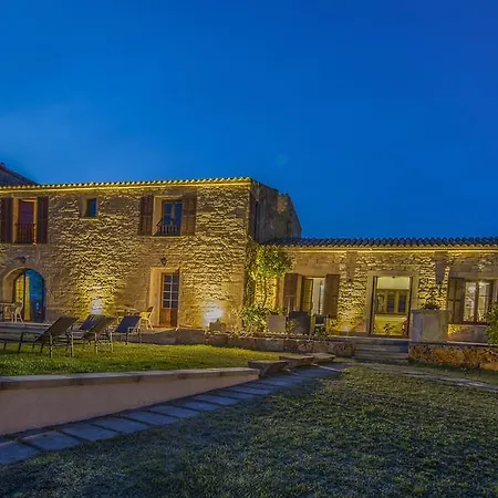 Es Carbo Bed and breakfast Las Salinas