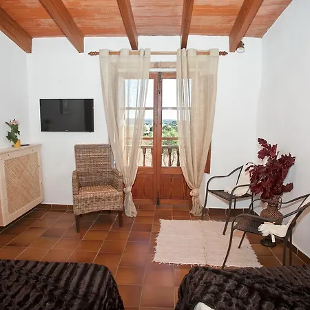Bed & Breakfast Es Carbo 4*
