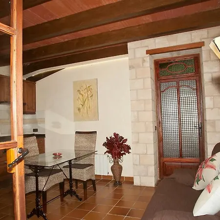 Es Carbo Bed & Breakfast