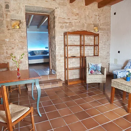 Es Carbo Bed & Breakfast